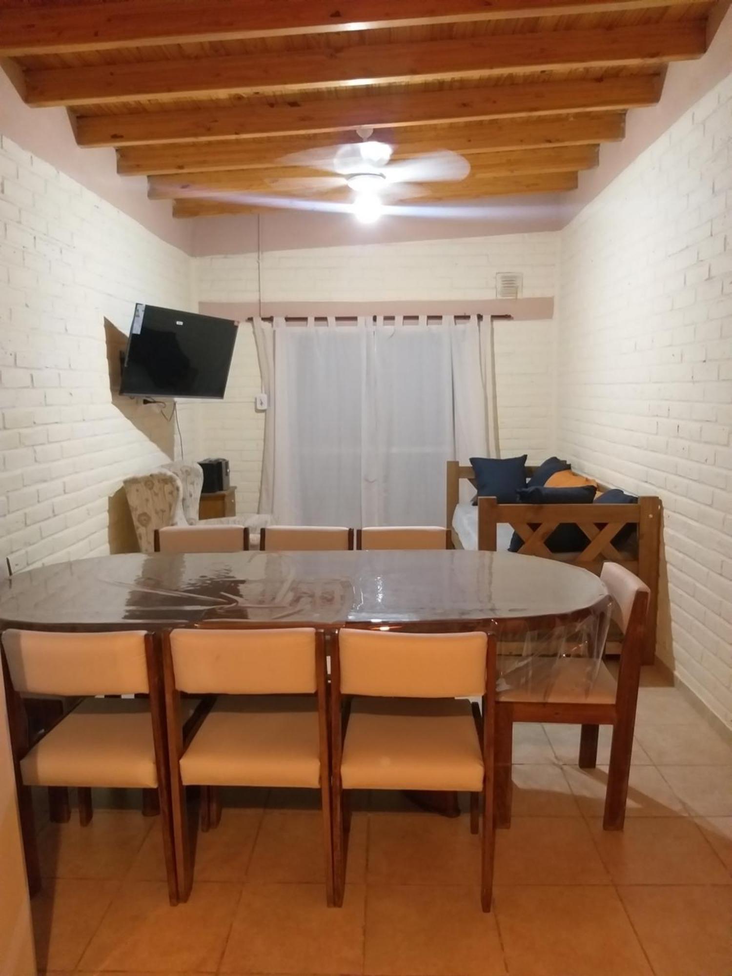 Sonada Casa Con Pileta Pedriel I Villa Lujan de Cuyo Luaran gambar